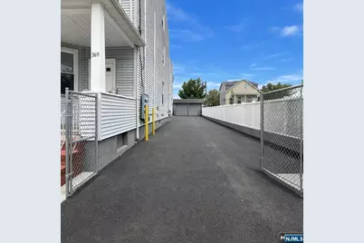 371 Totowa Avenue, Paterson, NJ 07502 - Photo 2