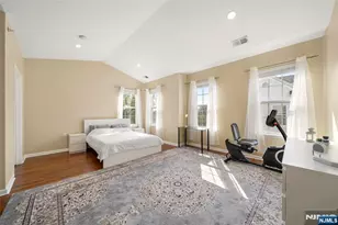 3 Holly Ln 902, Garfield, NJ 07026 - Photo 12