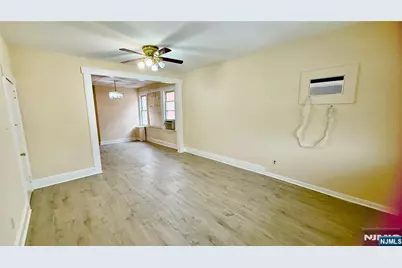 58 Bloomingdale Avenue, Garfield, NJ 07026 - Photo 10