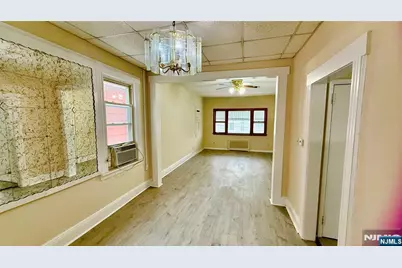 58 Bloomingdale Avenue, Garfield, NJ 07026 - Photo 8