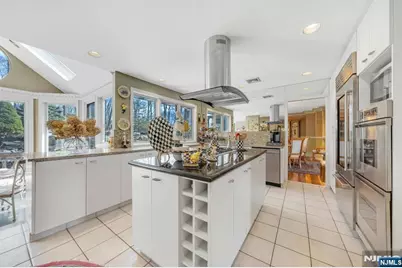 17 Sycamore Drive, Woodcliff Lake, NJ 07677 - Photo 14