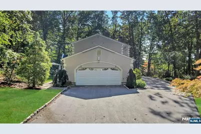 17 Sycamore Drive, Woodcliff Lake, NJ 07677 - Photo 48