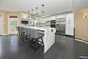 2604 Cleveland Ave, Washington Township, NJ 07676 - Photo 6