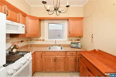 188 Highwood Avenue, Glen Rock, NJ 07452 - Photo 12