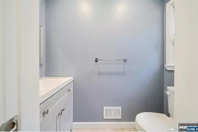 196 Madison Avenue 15 #15, Dumont, NJ 07628 - Photo 10