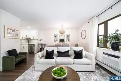 141 Park Avenue 8 #8, East Rutherford, NJ 07073 - Photo 4