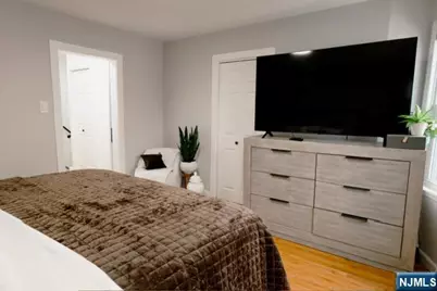 290 Elm Avenue, Bogota, NJ 07603 - Photo 12