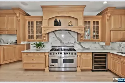 14 Werimus Brook Road, Saddle River, NJ 07458 - Photo 10