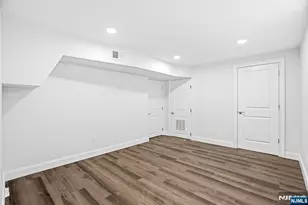 402 Riverview Ave, North Arlington, NJ 07031 - Photo 30