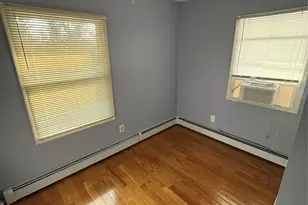 402 Monroe Ave, New Milford, NJ 07646 - Photo 6