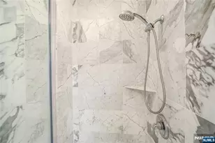 337 The Promenade 337, Edgewater, NJ 07020 - Photo 16