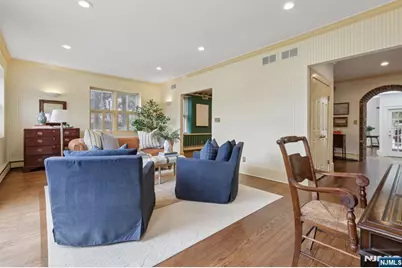 167 Hobart Avenue, Millburn, NJ 07078 - Photo 8