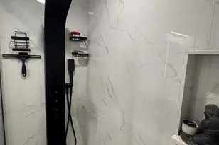 250 Gorge 21E, Cliffside Park, NJ 07010 - Photo 6