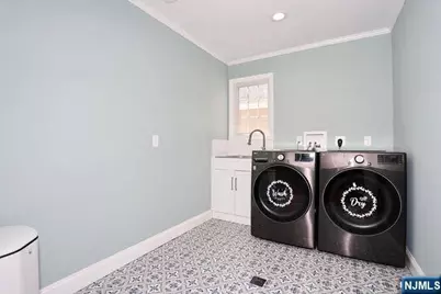 88 Alberta Drive, Saddle Brook Township, NJ 07663 - Photo 30