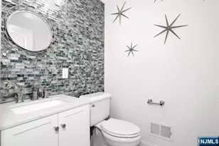 88 Alberta Dr, Saddle Brook Township, NJ 07663 - Photo 20