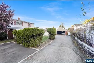 715 Main Street, Caldwell, NJ 07006 - Photo 20