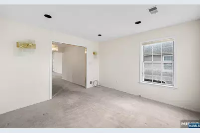 11 Rothwell Drive 11D #11D, Jamesburg, NJ 08831 - Photo 10