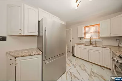 36 Emerson Street, Clifton, NJ 07013 - Photo 8