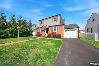 36 Emerson Street, Clifton, NJ 07013 - Photo 2