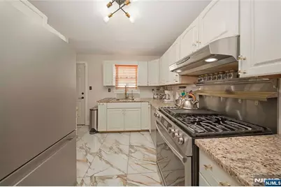 36 Emerson Street, Clifton, NJ 07013 - Photo 6