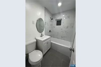 2200 Paterson Plank Road 25 #25, North Bergen, NJ 07047 - Photo 6