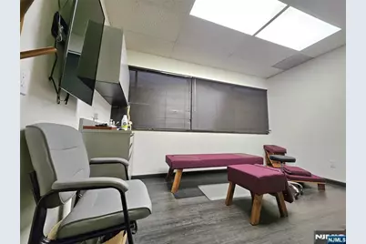 842 Clifton Avenue 6 #6, Clifton, NJ 07013 - Photo 32