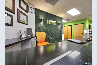 842 Clifton Avenue 6 #6, Clifton, NJ 07013 - Photo 14