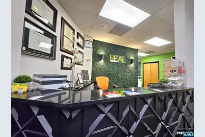 842 Clifton Avenue 6 #6, Clifton, NJ 07013 - Photo 2