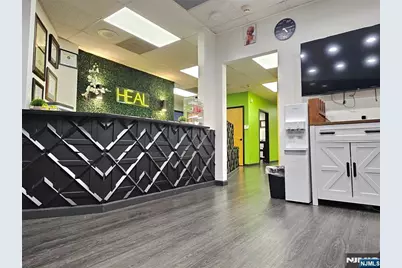 842 Clifton Avenue 6 #6, Clifton, NJ 07013 - Photo 4