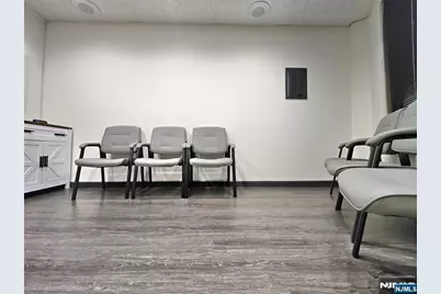 842 Clifton Avenue 6 #6, Clifton, NJ 07013 - Photo 8