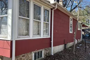 56 Burnet St, Livingston, NJ 07039 - Photo 2