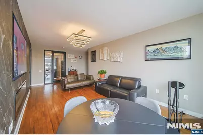 612 Hudson Park 612 #612, Edgewater, NJ 07020 - Photo 4