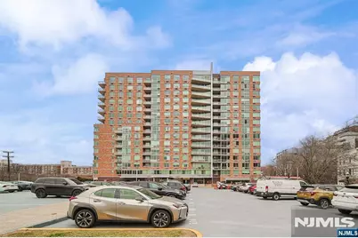 612 Hudson Park 612 #612, Edgewater, NJ 07020 - Photo 1