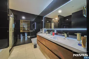 612 Hudson Park 612, Edgewater, NJ 07020 - Photo 20