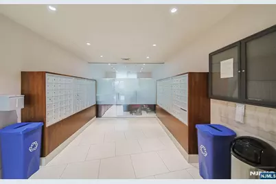 612 Hudson Park 612 #612, Edgewater, NJ 07020 - Photo 32