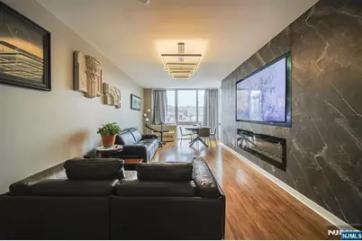 612 Hudson Park 612 #612, Edgewater, NJ 07020 - Photo 8