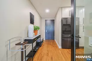 612 Hudson Park 612, Edgewater, NJ 07020 - Photo 10