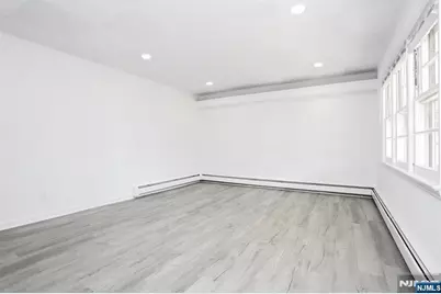 225 Broadway, Hillsdale, NJ 07642 - Photo 6