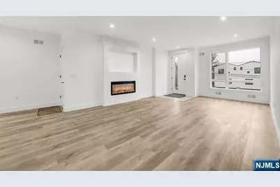 71 Henry Avenue 1st Fl #1st FL, Palisades Park, NJ 07650 - Photo 6