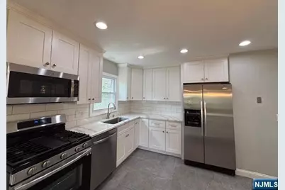 166 Morningside Lane, Palisades Park, NJ 07650 - Photo 2