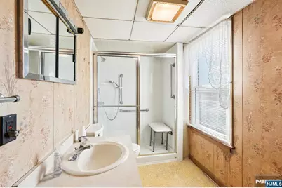 30-32 Willard Street, Pompton Lakes, NJ 07442 - Photo 22