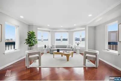 504 Nelson Court, Edgewater, NJ 07020 - Photo 4