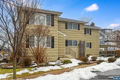 35 Field Road 2 #2, Maplewood, NJ 07040 - Photo 1