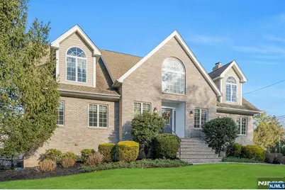 1 Laurel Court, Oakland, NJ 07436 - Photo 2