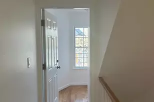 339 Ocean Ave, Jersey City, NJ 07305 - Photo 18