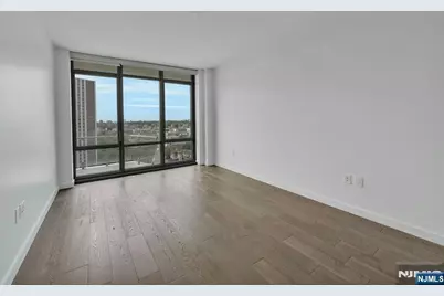 320 Adolphus Avenue 1009 #1009, Cliffside Park, NJ 07010 - Photo 12