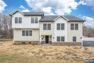 24 Shrewsbury Dr, Livingston, NJ 07039 - Photo 1