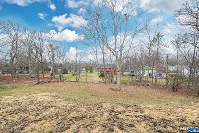 24 Shrewsbury Drive, Livingston, NJ 07039 - Photo 28