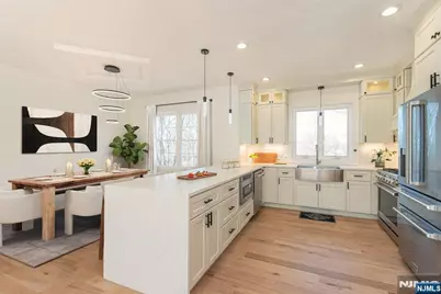 24 Shrewsbury Drive, Livingston, NJ 07039 - Photo 6