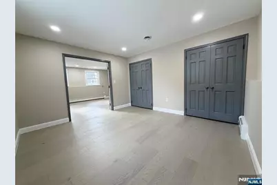 850 Ridgewood Avenue, Oradell, NJ 07649 - Photo 4